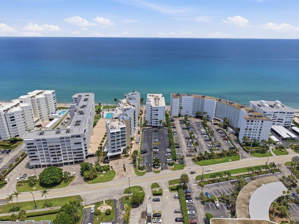 3580 S Ocean Blvd South Palm Beach FL 06