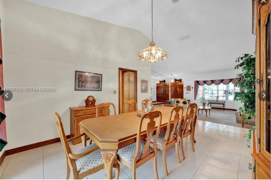 For Sale: $995,000 (4 beds, 2 baths, 3004 Square Feet)
