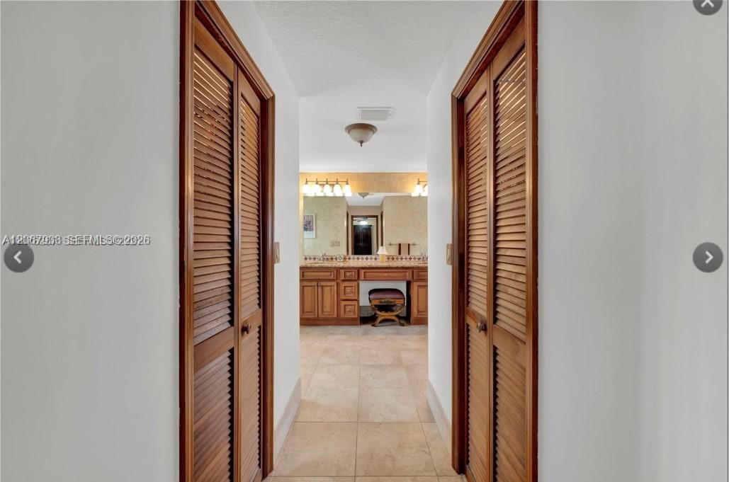 For Sale: $995,000 (4 beds, 2 baths, 3004 Square Feet)