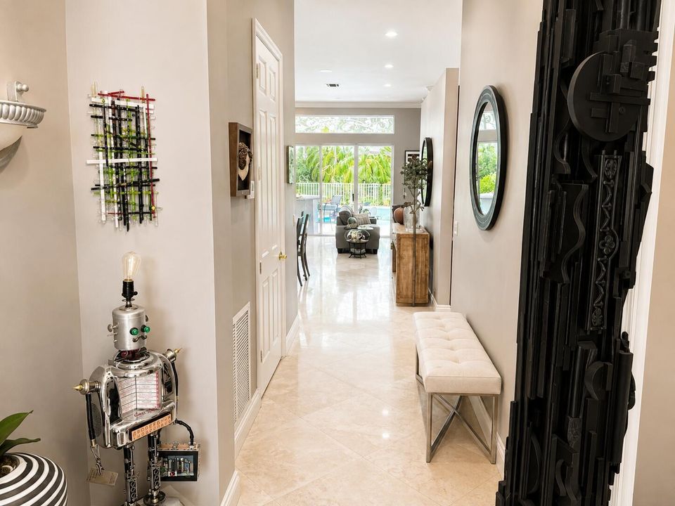 Foyer 1