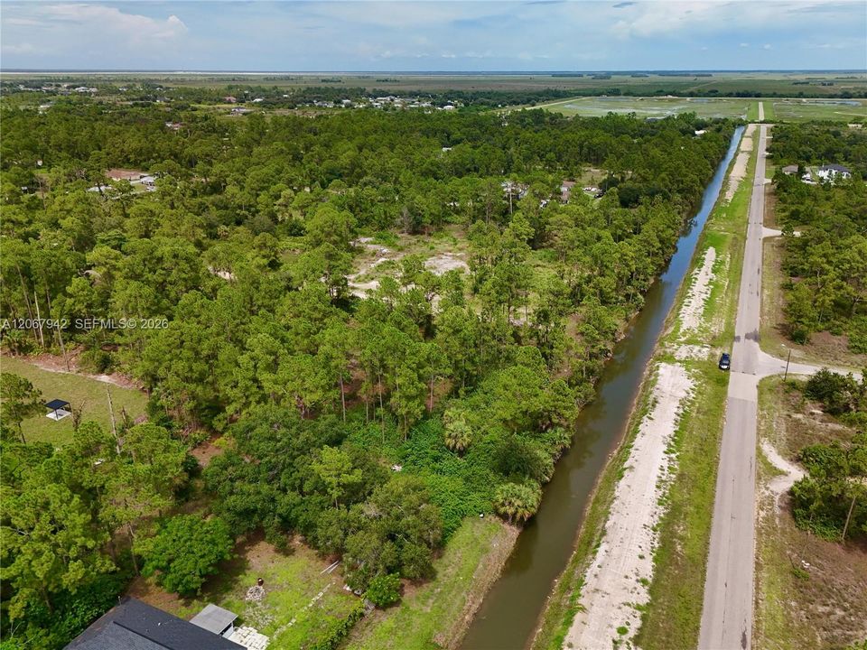 En Venta: $35,000 (0.50 acres)
