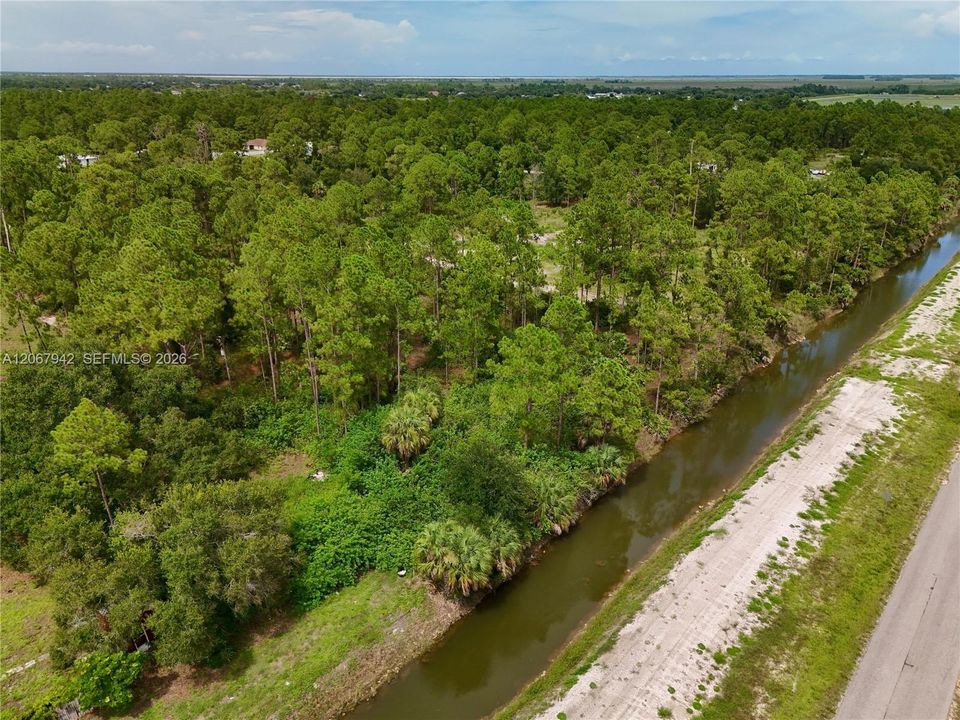 En Venta: $35,000 (0.50 acres)