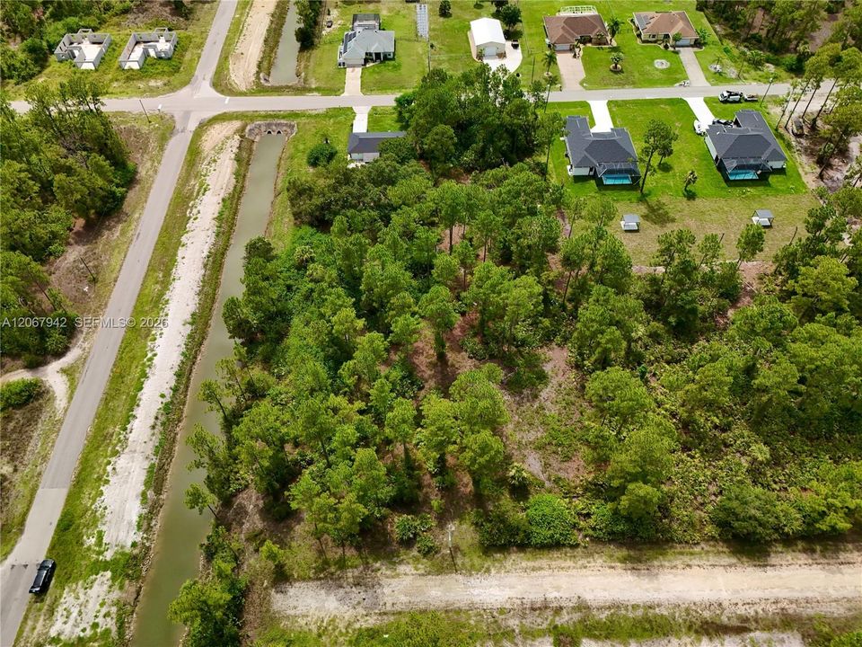 En Venta: $35,000 (0.50 acres)
