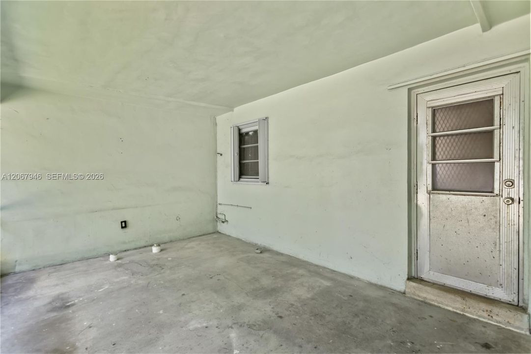 En Venta: $405,000 (3 camas, 2 baños, 1168 Pies cuadrados)