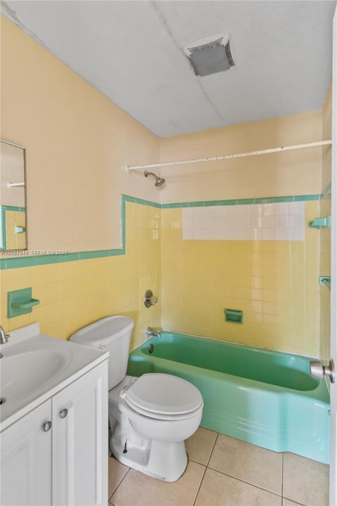 En Venta: $405,000 (3 camas, 2 baños, 1168 Pies cuadrados)