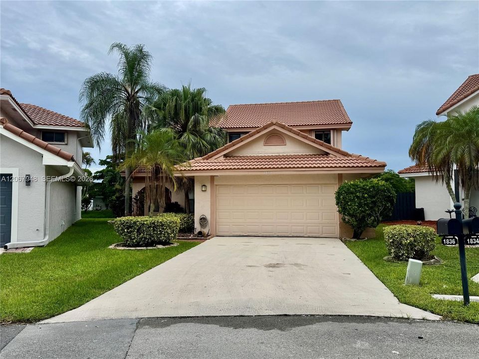 For Rent: $4,200 (4 beds, 2 baths, 2350 Square Feet)