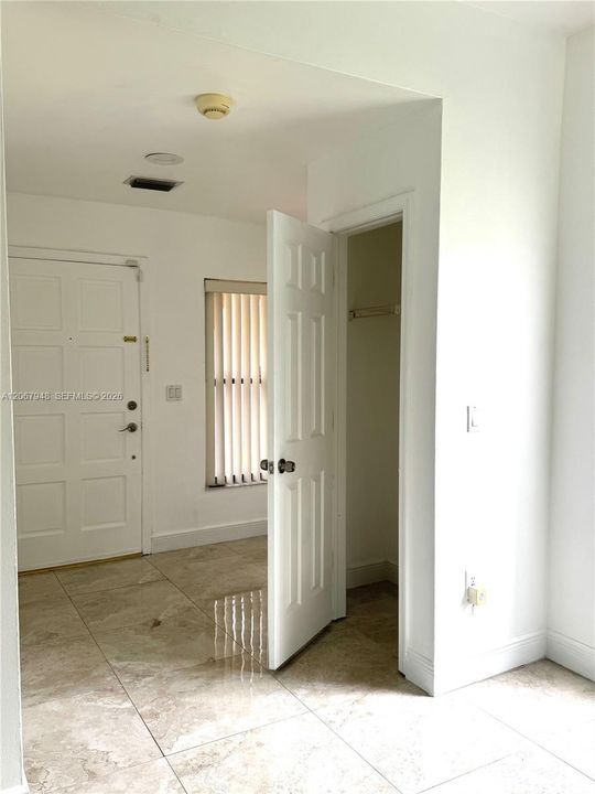 For Rent: $4,200 (4 beds, 2 baths, 2350 Square Feet)
