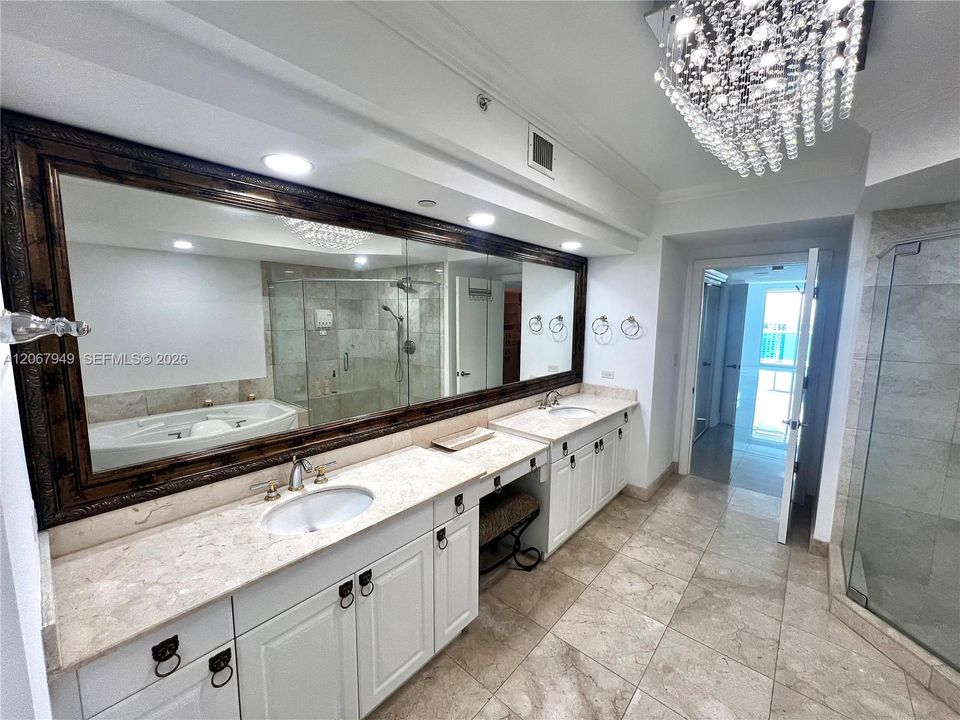 В аренду: $9,500 (2 спален, 2 ванн, 2970 Квадратных фут)