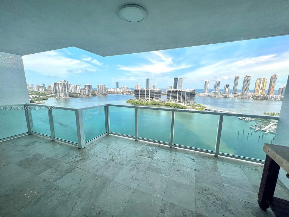 В аренду: $9,500 (2 спален, 2 ванн, 2970 Квадратных фут)
