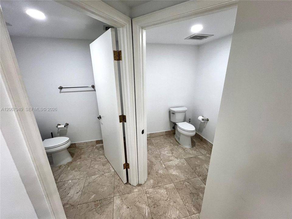 В аренду: $9,500 (2 спален, 2 ванн, 2970 Квадратных фут)