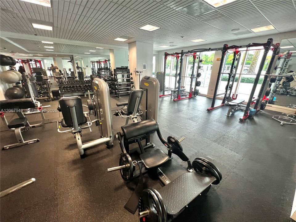 В аренду: $9,500 (2 спален, 2 ванн, 2970 Квадратных фут)
