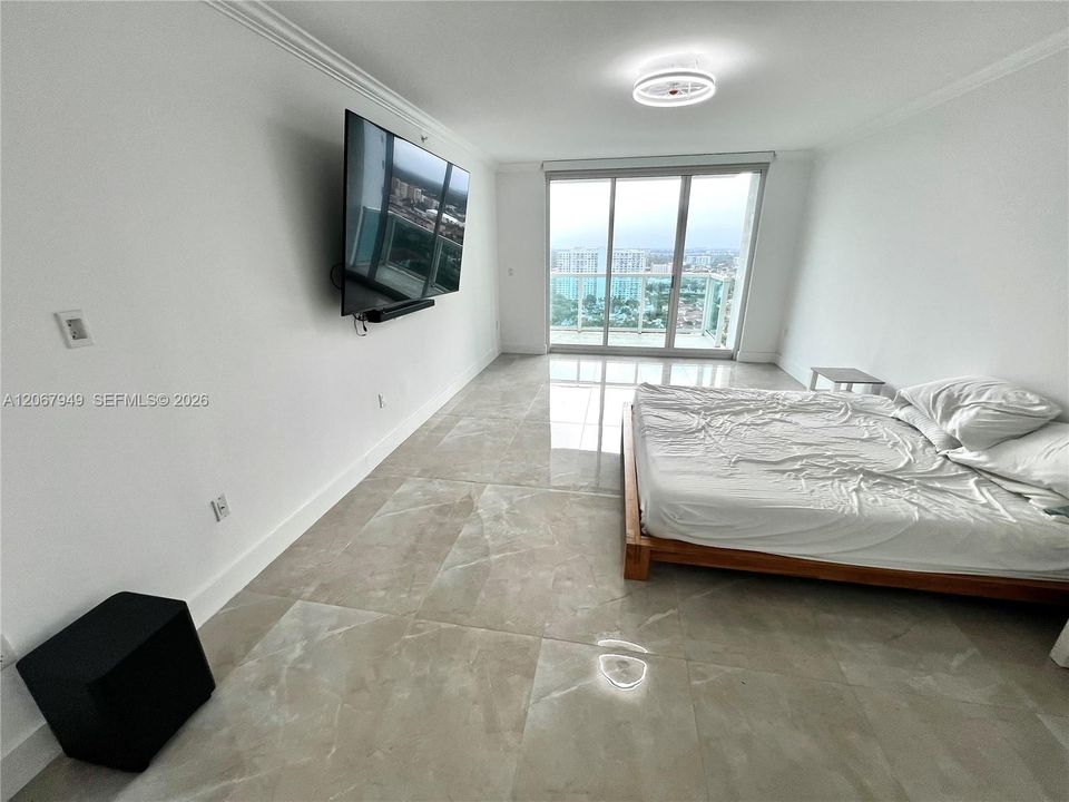 В аренду: $9,500 (2 спален, 2 ванн, 2970 Квадратных фут)