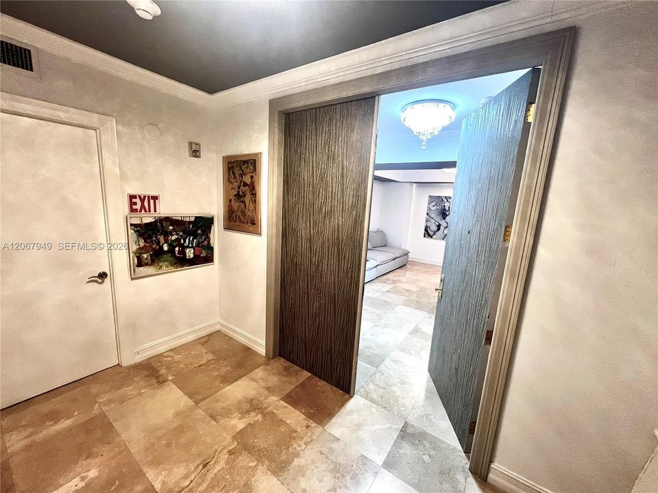 В аренду: $9,500 (2 спален, 2 ванн, 2970 Квадратных фут)