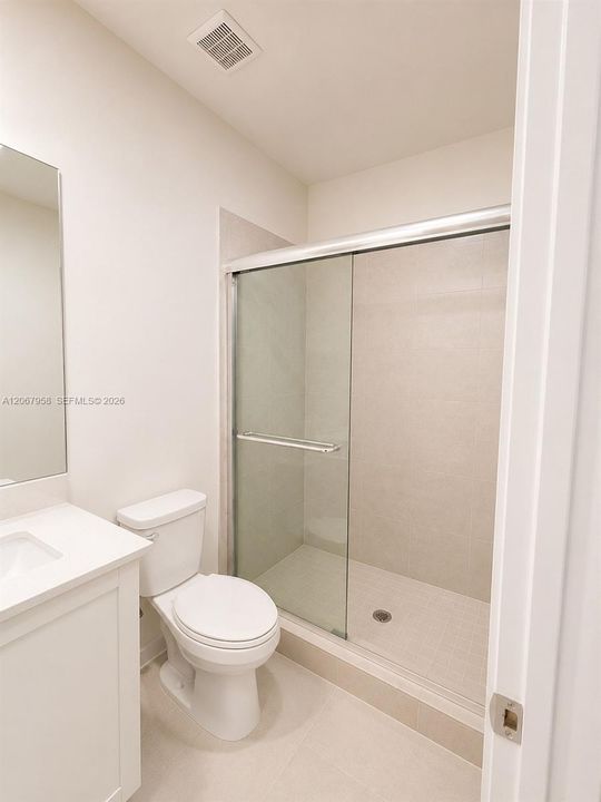 For Rent: $3,200 (3 beds, 2 baths, 1520 Square Feet)