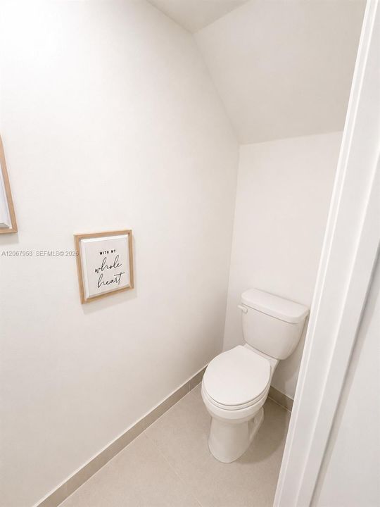 For Rent: $3,200 (3 beds, 2 baths, 1520 Square Feet)