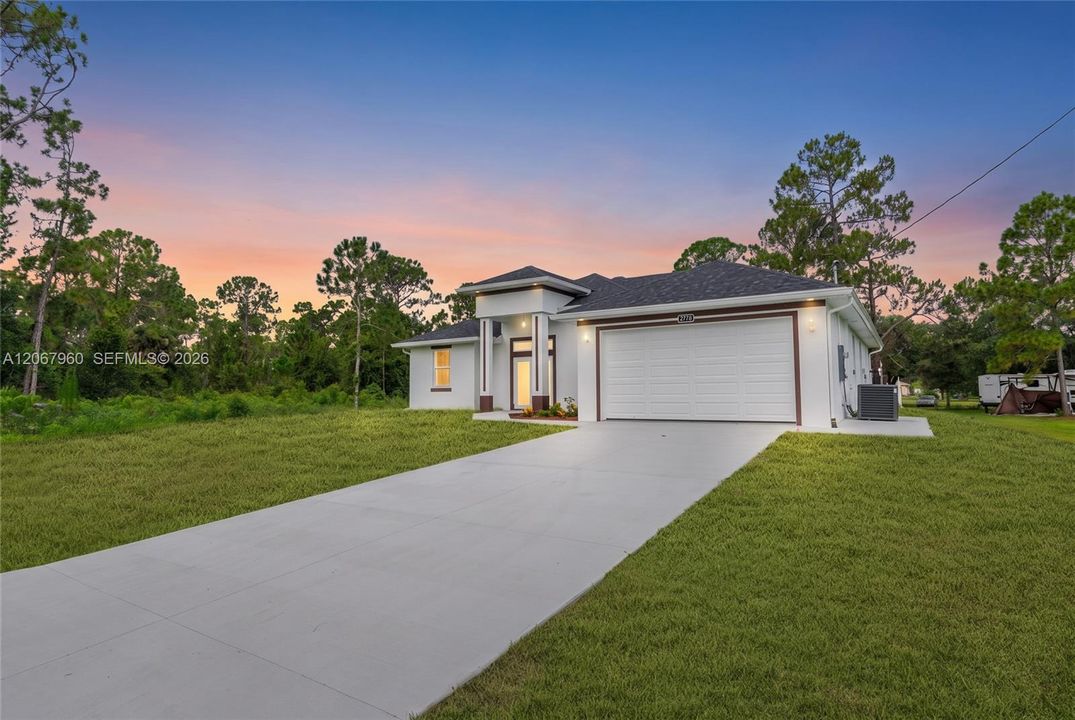 For Sale: $409,900 (3 beds, 2 baths, 1800 Square Feet)