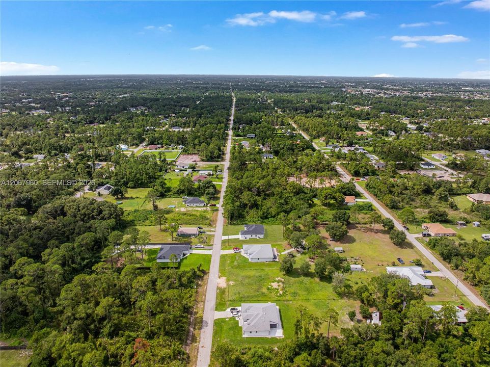 For Sale: $409,900 (3 beds, 2 baths, 1800 Square Feet)