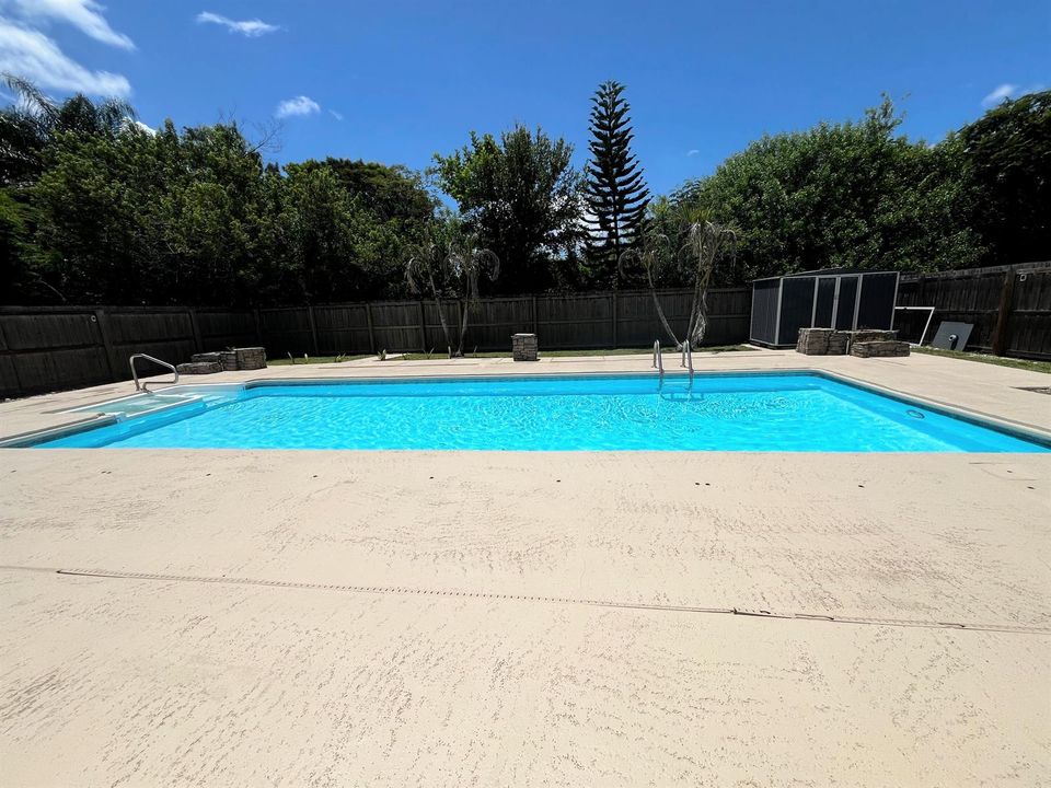 Pool 3