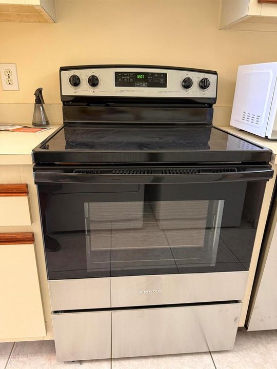 Oven