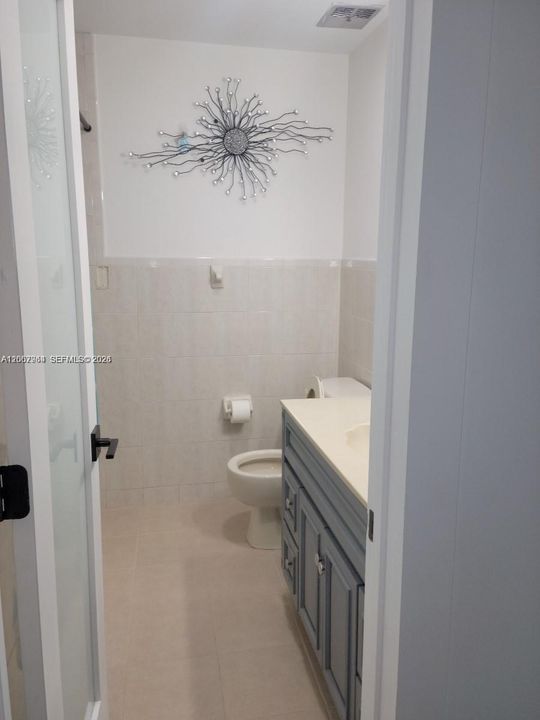В аренду: $3,850 (4 спален, 2 ванн, 1793 Квадратных фут)