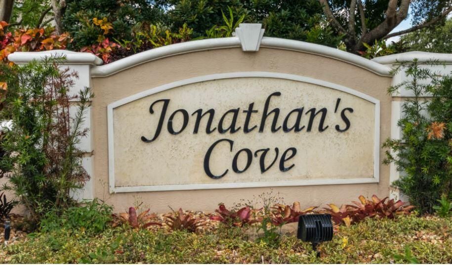 Naz Johnathan cove