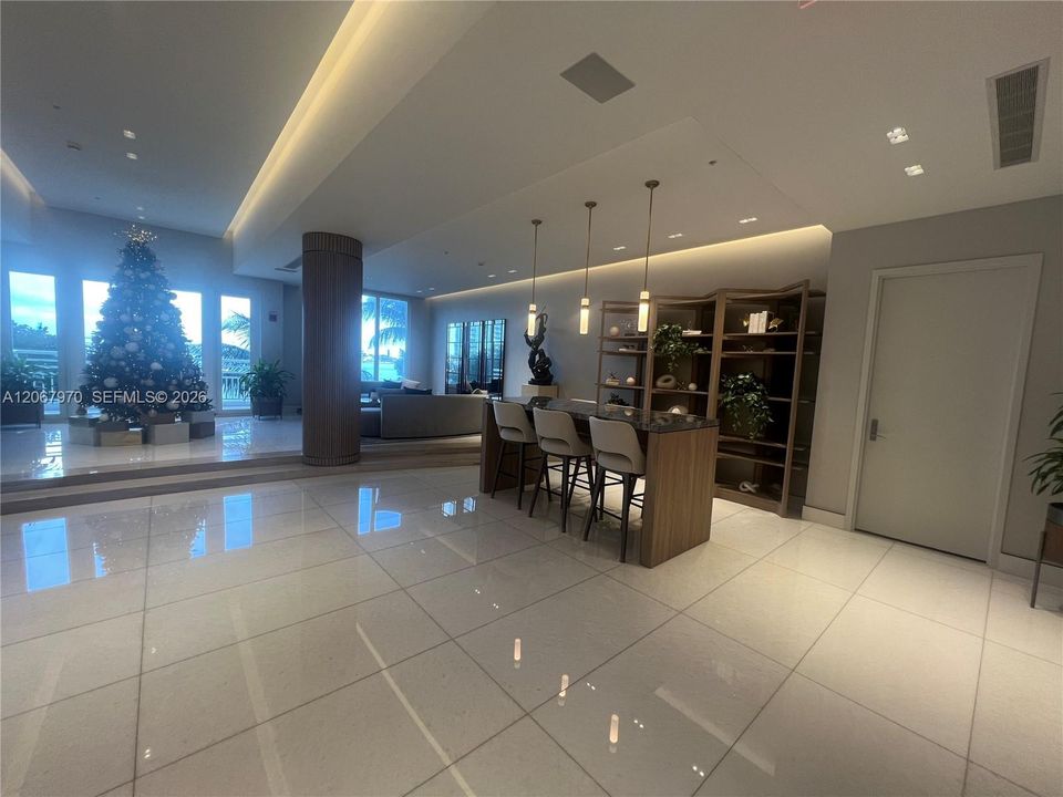 В аренду: $3,550 (1 спален, 1 ванн, 780 Квадратных фут)