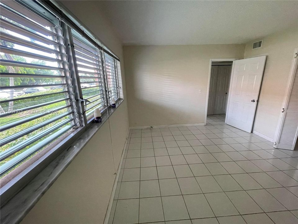 En Venta: $159,500 (1 camas, 1 baños, 640 Pies cuadrados)