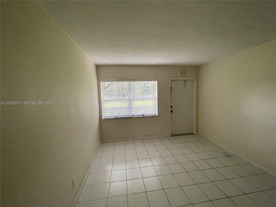 En Venta: $159,500 (1 camas, 1 baños, 640 Pies cuadrados)
