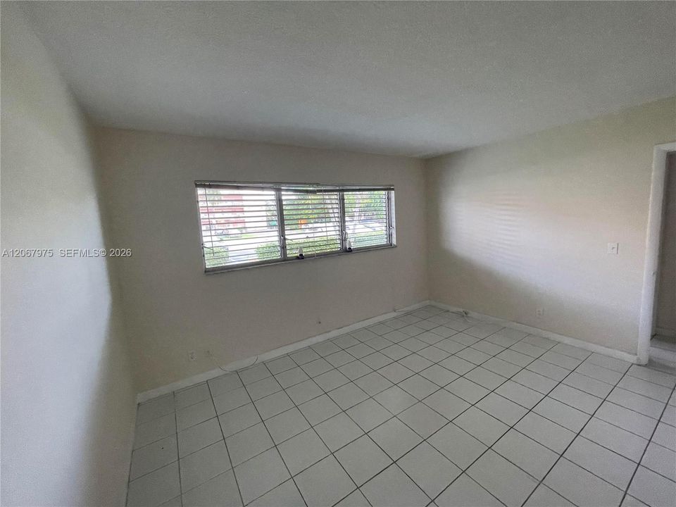 En Venta: $159,500 (1 camas, 1 baños, 640 Pies cuadrados)