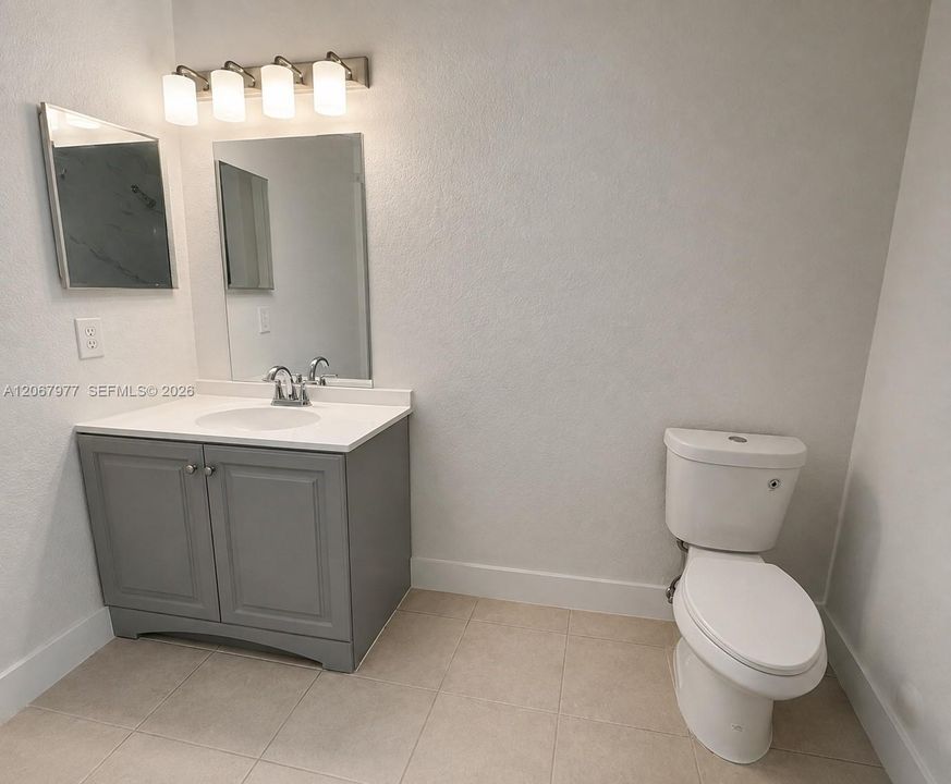 For Rent: $3,150 (3 beds, 2 baths, 1400 Square Feet)