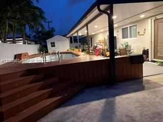 For Sale: $675,000 (5 beds, 2 baths, 1903 Square Feet)