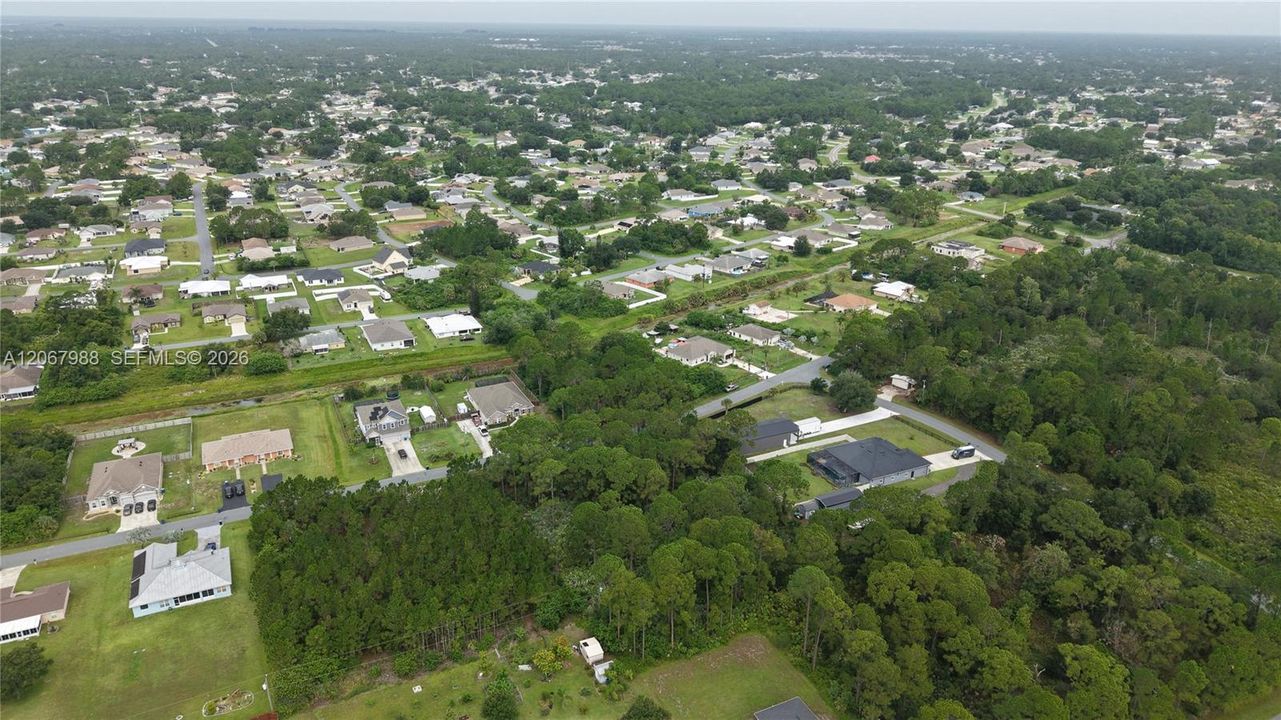 待售: $160,000 (1.05 acres)