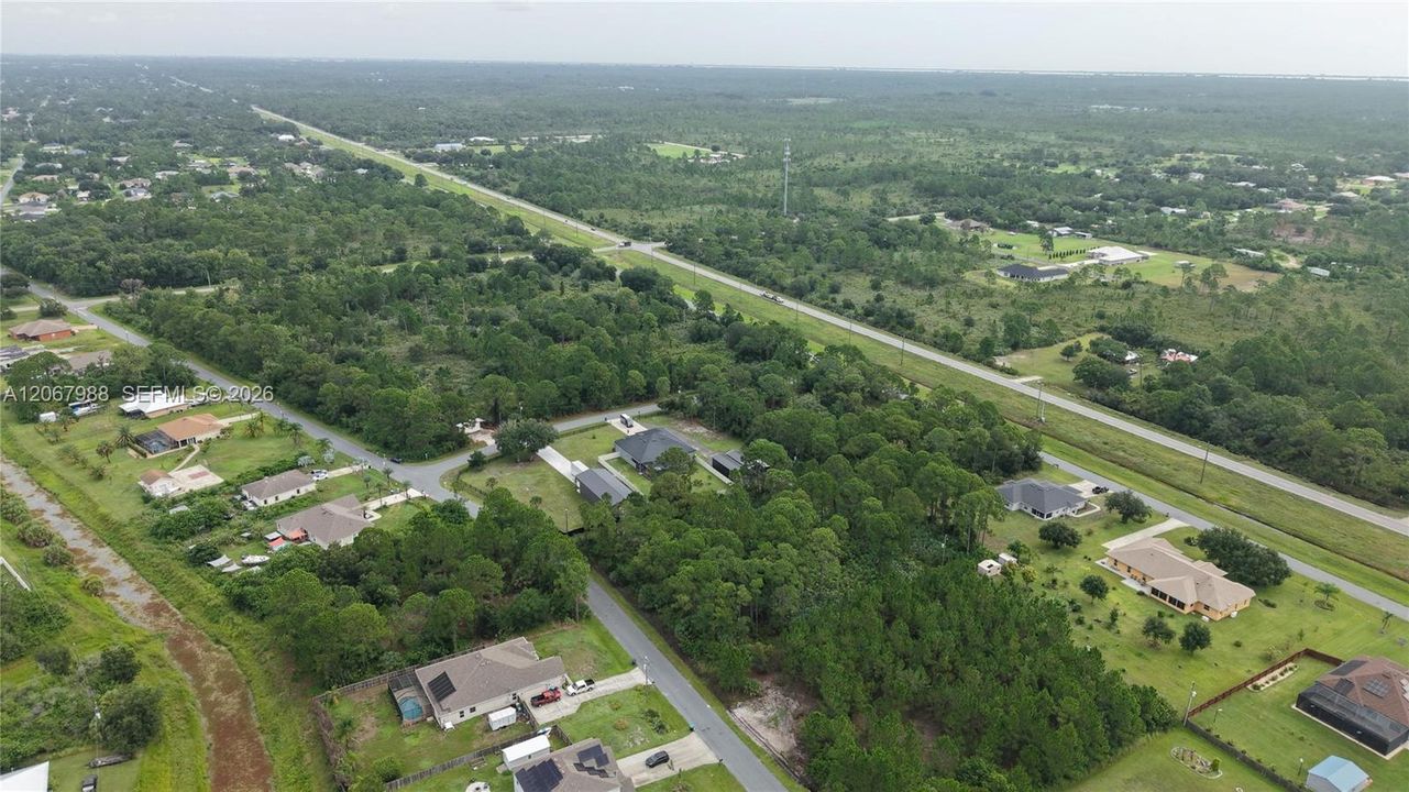 待售: $160,000 (1.05 acres)