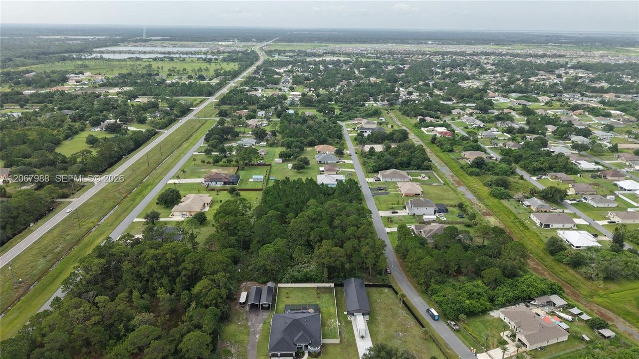 待售: $160,000 (1.05 acres)