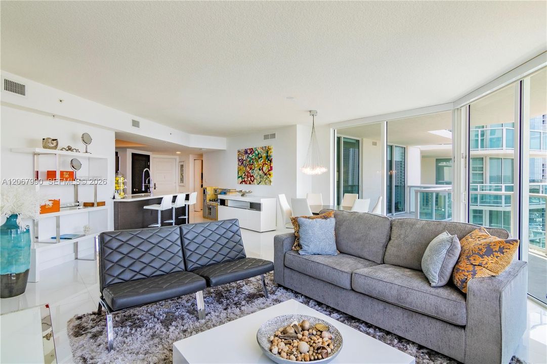 For Sale: $895,000 (3 beds, 2 baths, 1492 Square Feet)