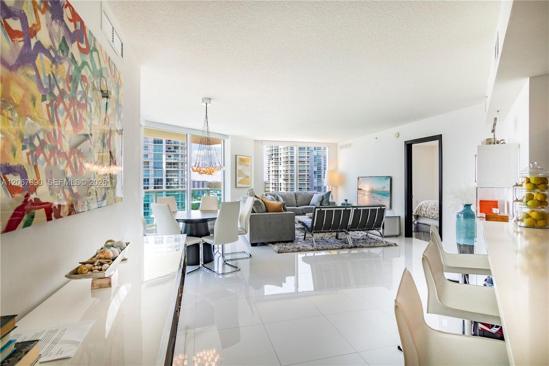 For Sale: $895,000 (3 beds, 2 baths, 1492 Square Feet)