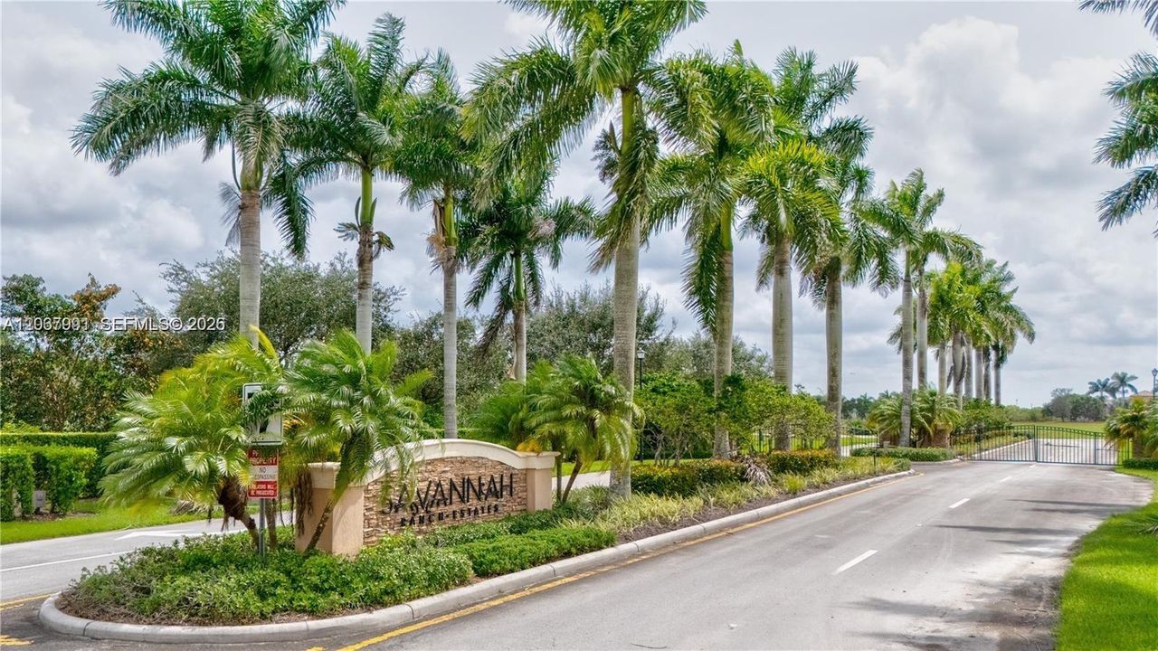 En Venta: $995,000 (5.00 acres)