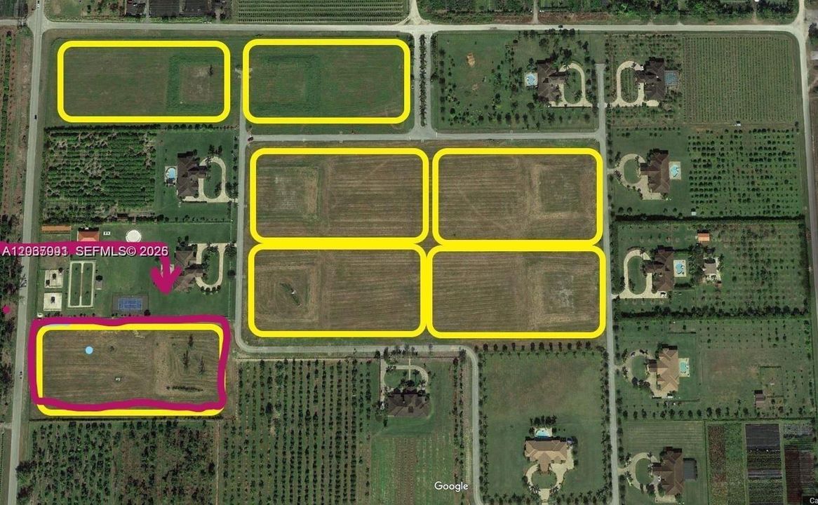 En Venta: $995,000 (5.00 acres)