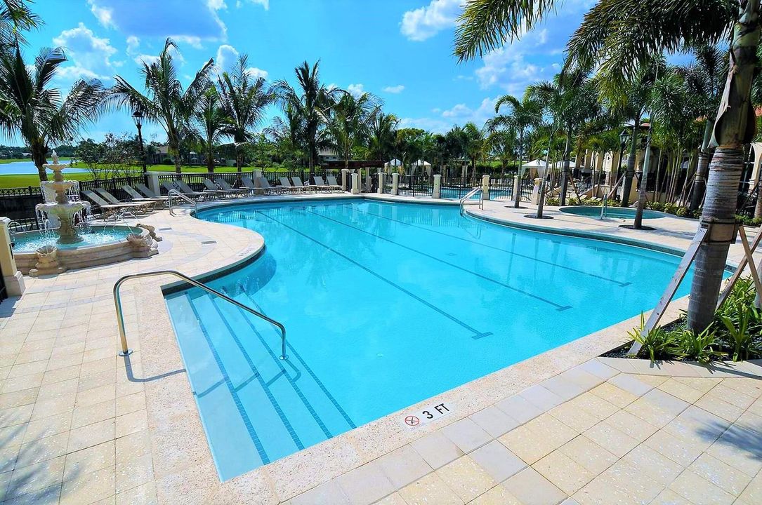 26. Pool - Laps