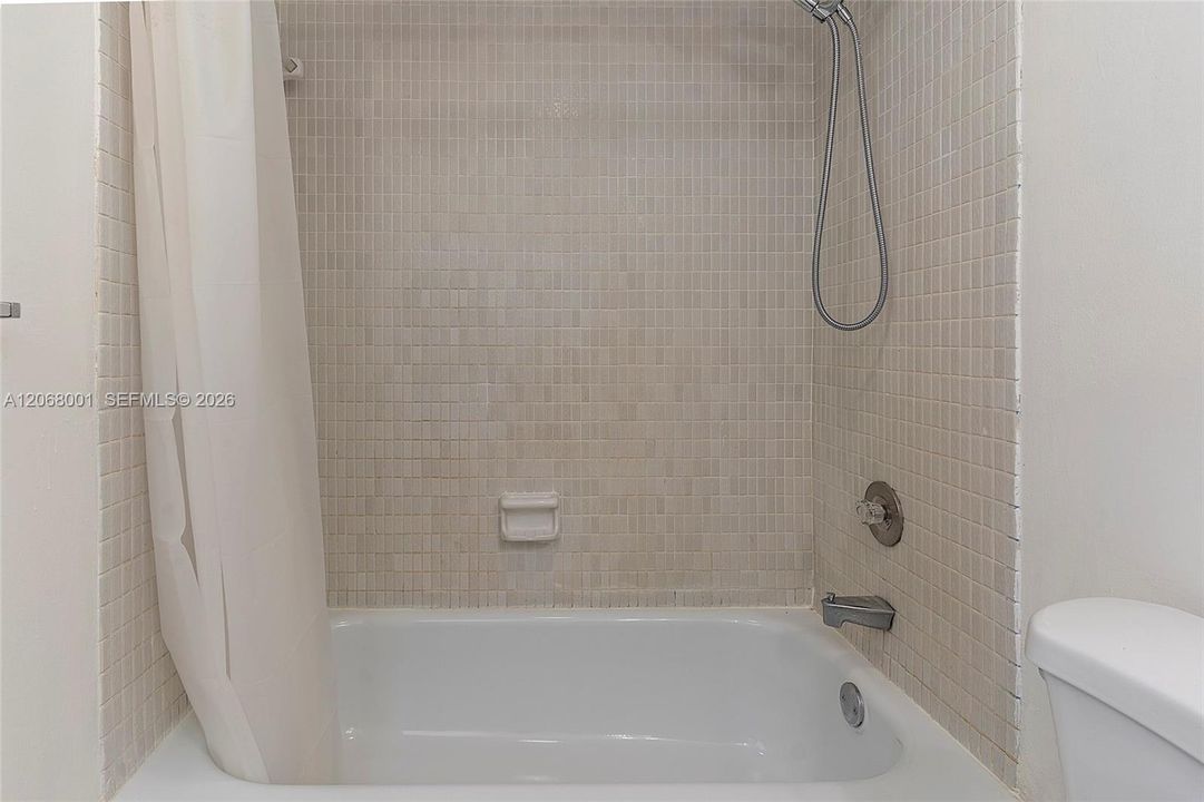 For Sale: $96,000 (2 beds, 2 baths, 1200 Square Feet)