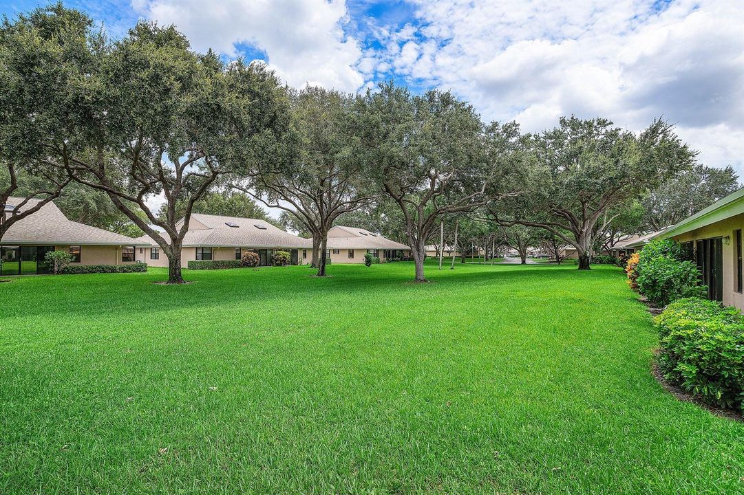 030-8271SunLakeDrive-BocaRaton-FL-33496-