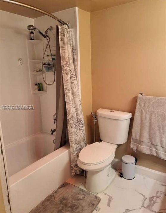 For Sale: $75,000 (1 beds, 1 baths, 850 Square Feet)