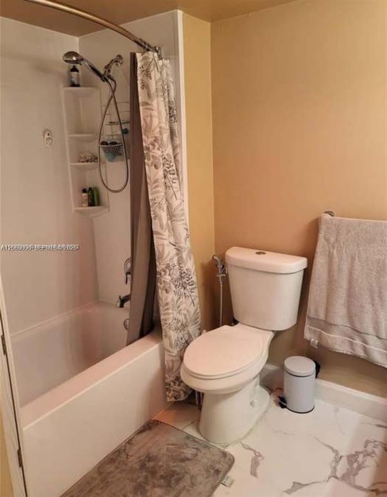 For Sale: $75,000 (1 beds, 1 baths, 850 Square Feet)