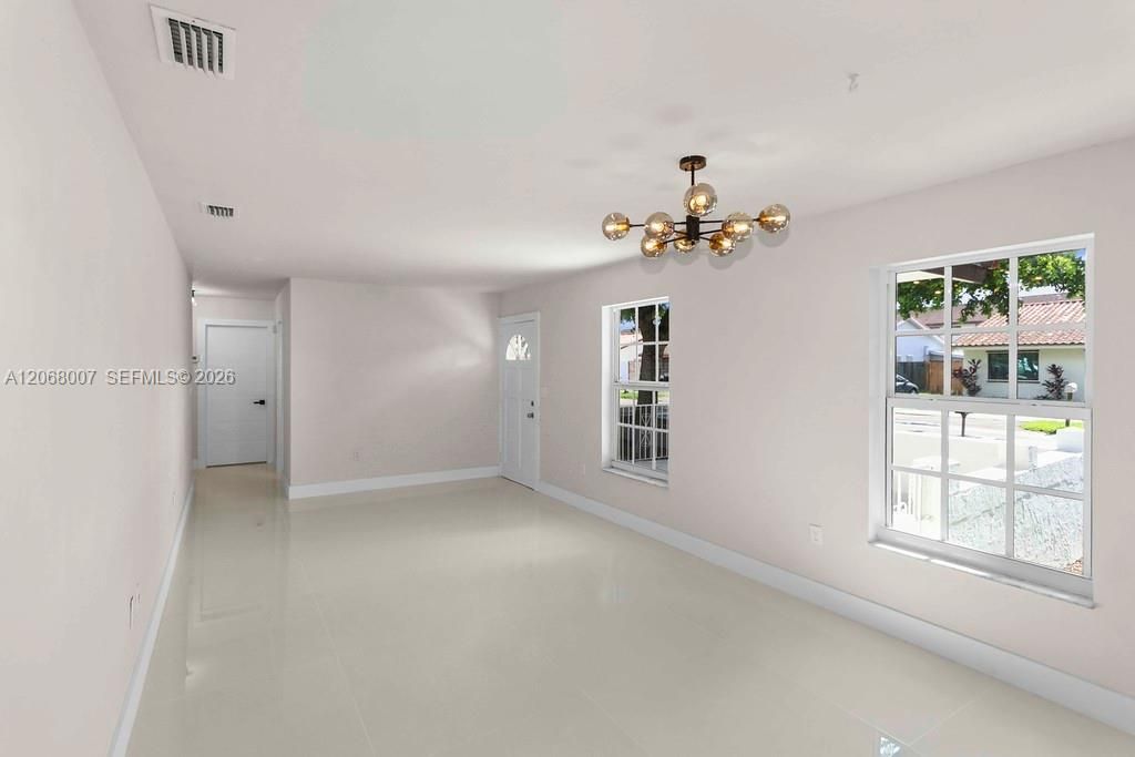 Active With Contract: $3,800 (4 beds, 2 baths, 1616 Square Feet)