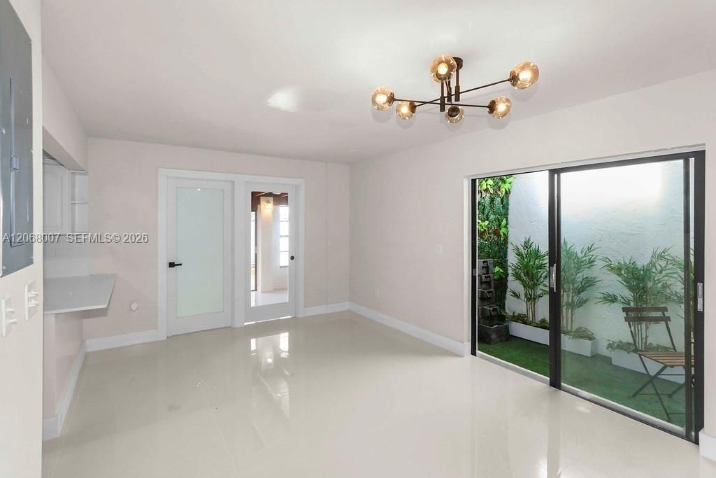 Active With Contract: $3,800 (4 beds, 2 baths, 1616 Square Feet)