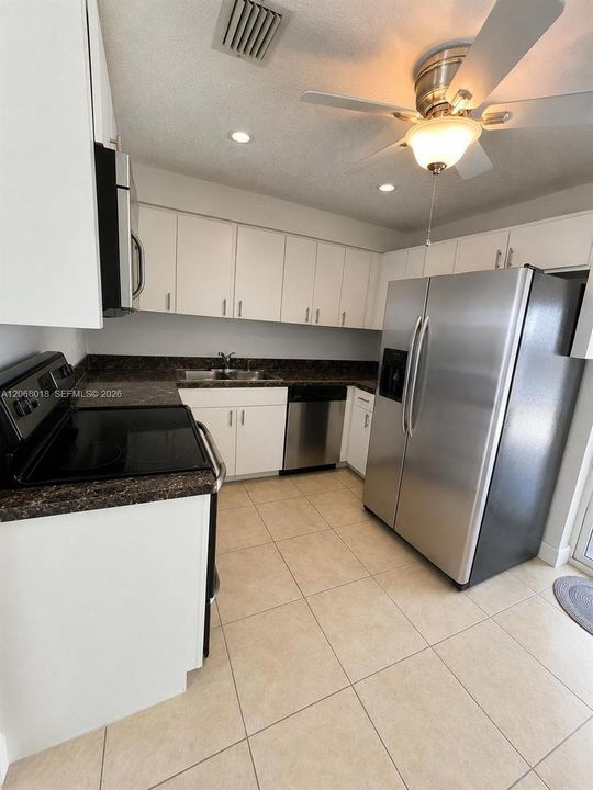For Sale: $515,000 (3 beds, 2 baths, 1130 Square Feet)