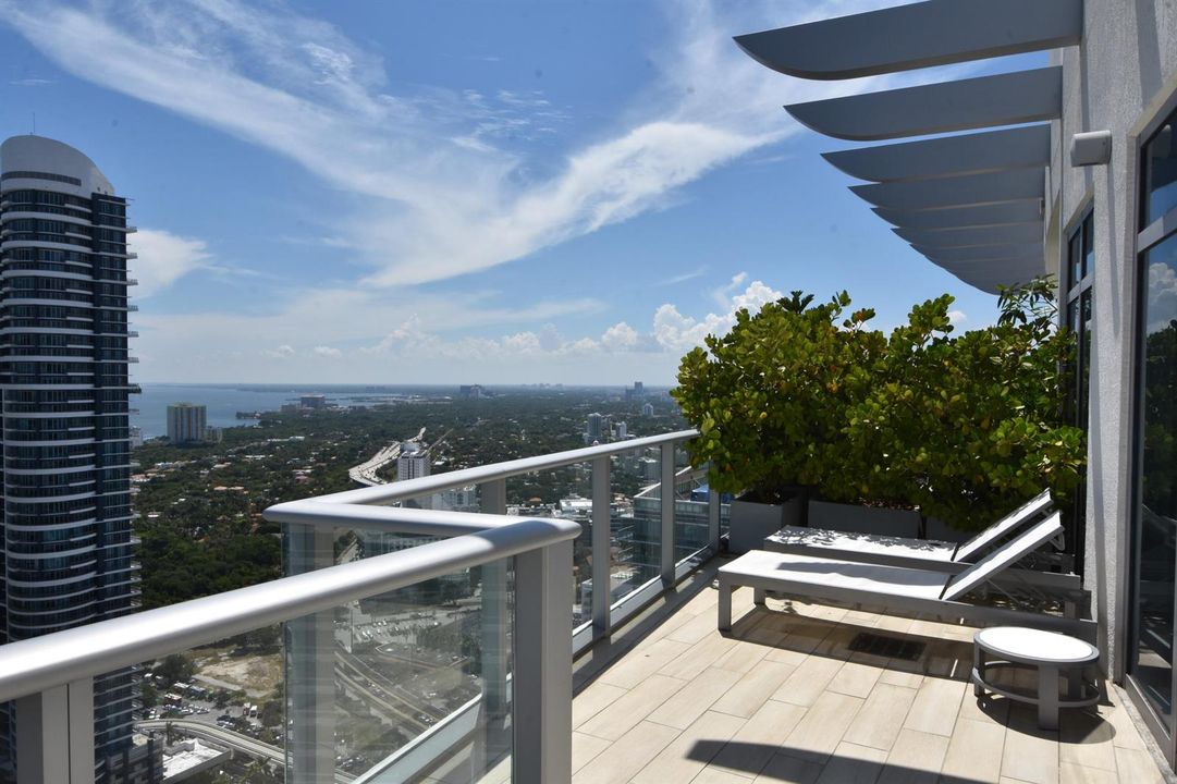 sundeck