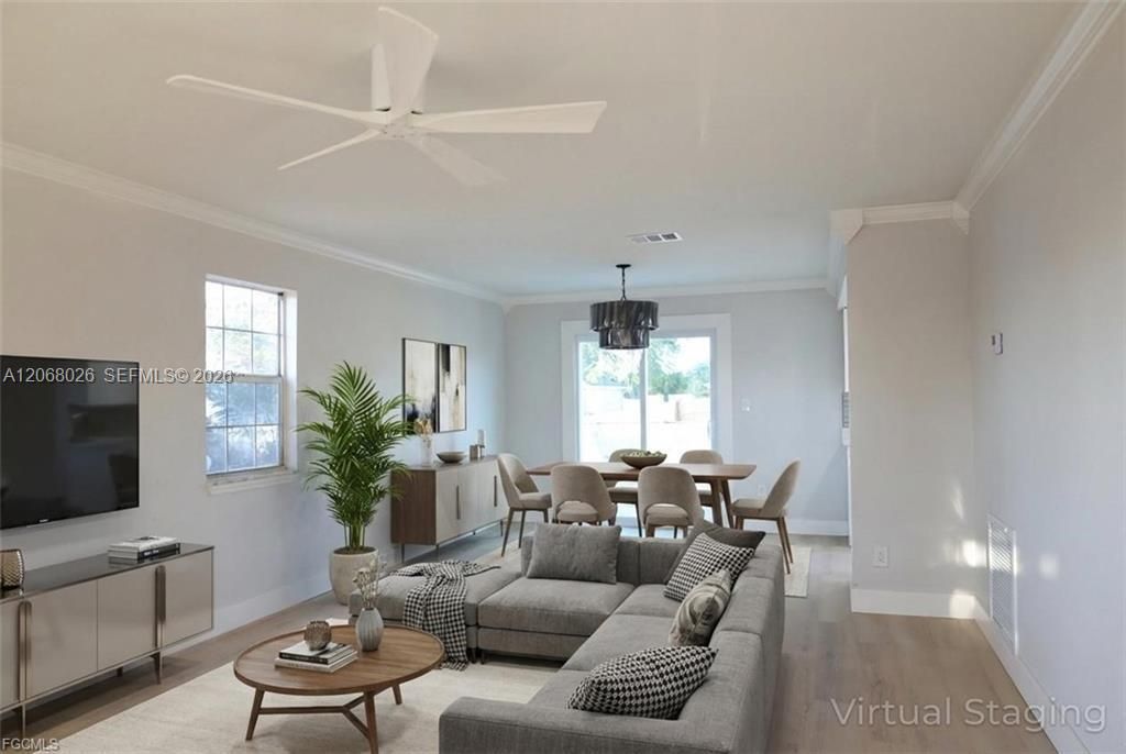 For Sale: $346,200 (4 beds, 3 baths, 1712 Square Feet)
