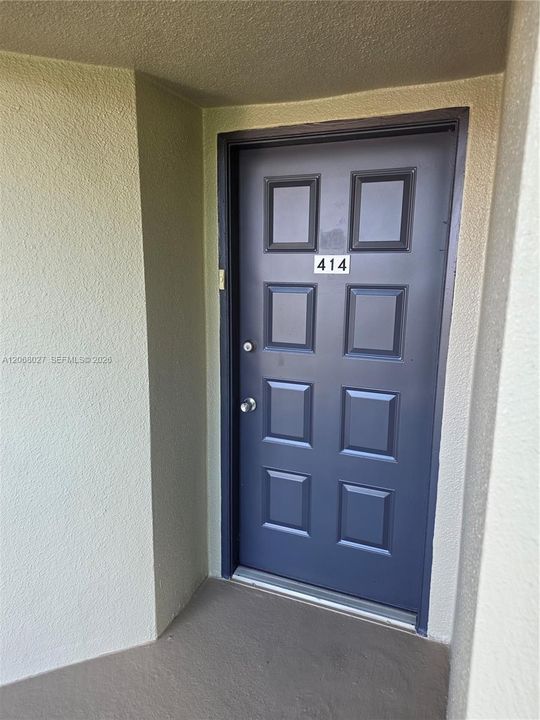 For Rent: $1,845 (1 beds, 1 baths, 1045 Square Feet)