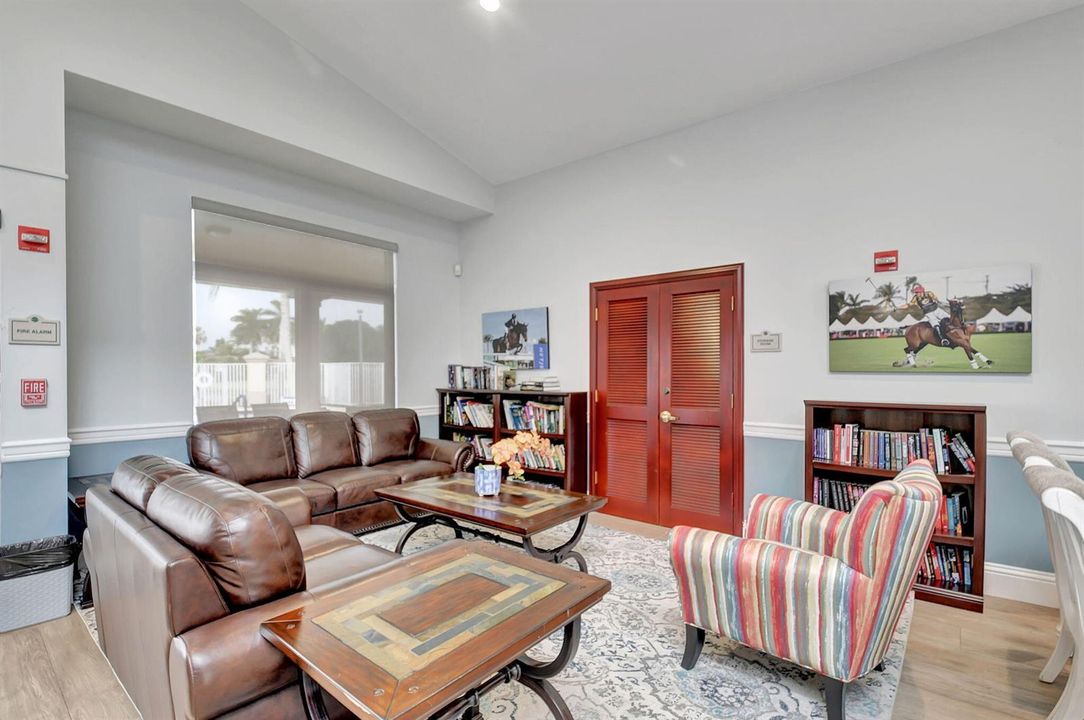 11723 clubhouse den